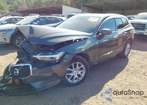 2018 Volvo Xc60 T5 Momentum z USA, uszkodzony, nr VIN YV4102RK7J1013731